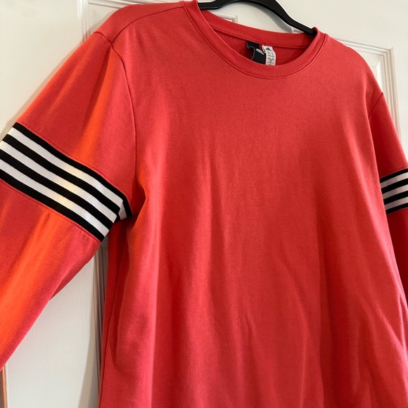 Adidas Women’s Pink Sweater-Size Large - Picture 2 of 5